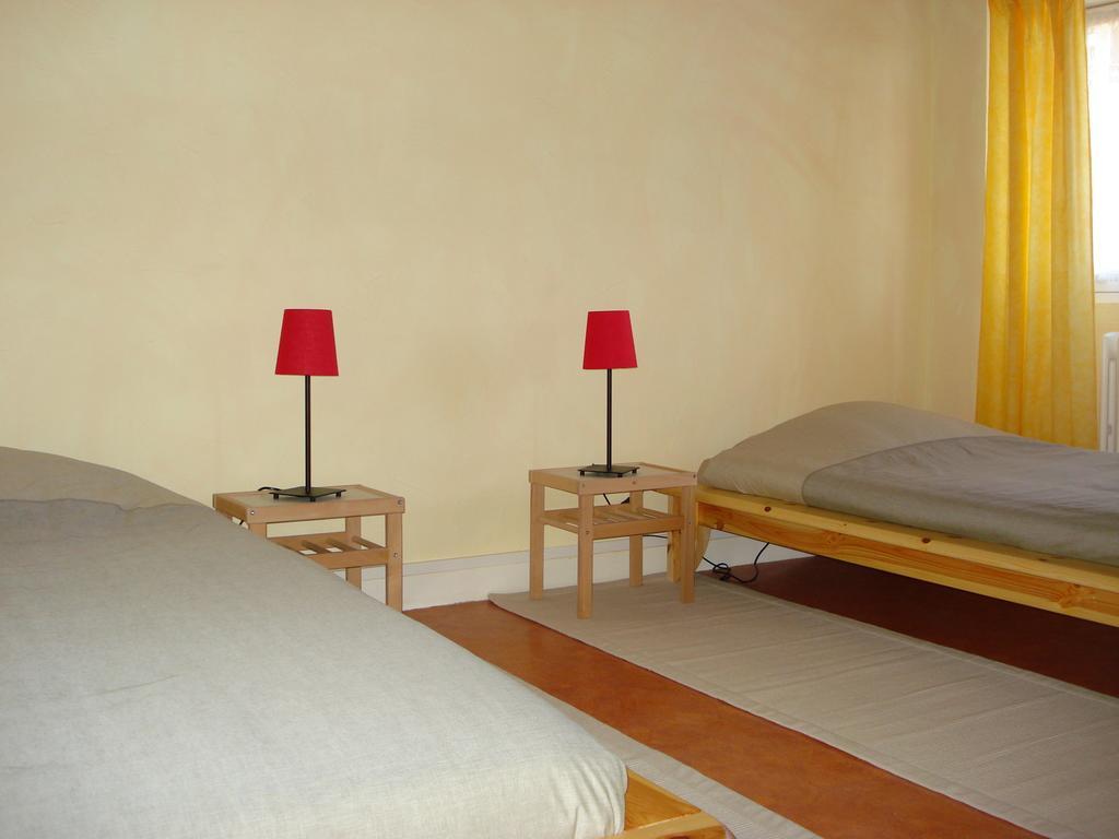 L'Auberge Du Petit Bonheur Le Verger Room photo